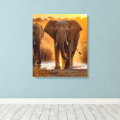 Elefantenherde am Wasserloch Leinwanddruck (Insitu (Holzboden))