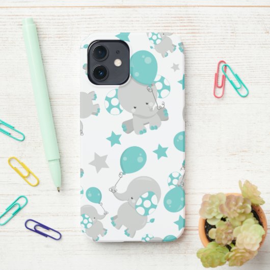 Elefantenmuster, Niedliche Elefanten - Blau grau iPhone Hülle (Auf dem Schreibtisch)