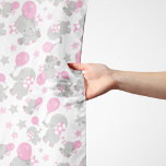 Elefantenmuster, Niedliche Elefanten - rosa grau Schal<br><div class="desc">Niedliches,  lustiges und bezauberndes Muster mit Elefanten,  Ballons und Sternen. Modernes und trendiges Geschenk,  perfekt für den Elefantenliebhaber in Ihrem Leben.</div>