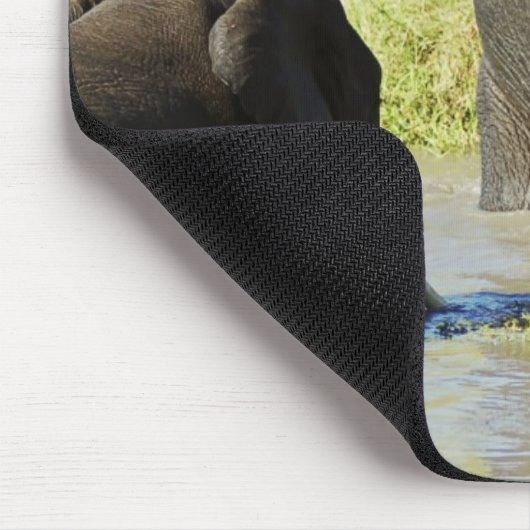 Elefantschwimmen Mousepad (Ecke)