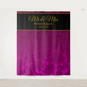 Elegan Fuchsia Pink Gold Black Mr & Mrs Backdrop Wandteppich (Vorderseite)
