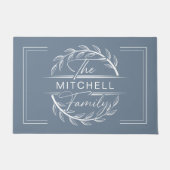 Elegan Mit Monogramm Dusty Blue Kundenname Fußmatte (Vorderseite)