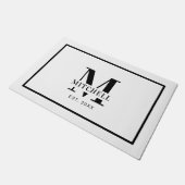 Elegan Modern Mit Monogramm White Custom Family Na Fußmatte (Schrägansicht)