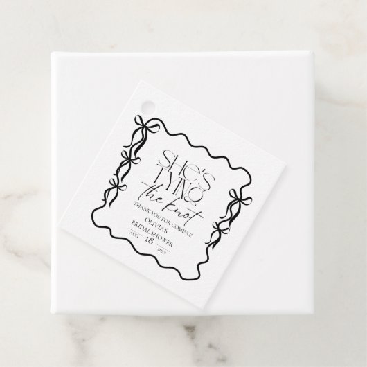 Elegance Black Bow Bridal Shower Geschenkanhänger (Beispiel)