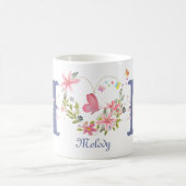 Eleganfarbenes Floral Butterfly Monogramm m Kaffeetasse (Mittel)