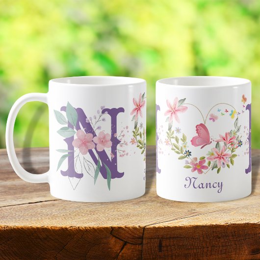 Eleganfarbenes Schwarz-Butterfly Monogramm N Kaffeetasse