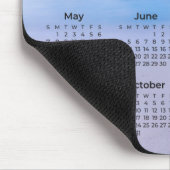 Elegant 2023 Calendar Beach Hintergrund | Mousepad (Ecke)