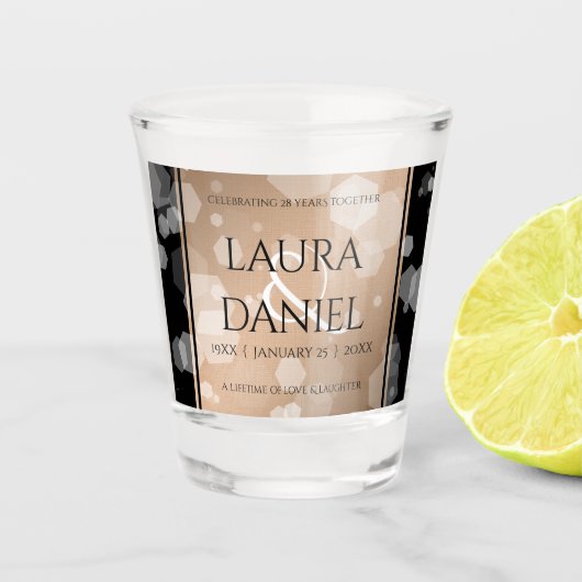 Elegant 28. Linen Hochzeitstag Feier Schnapsglas (Vorderseite)