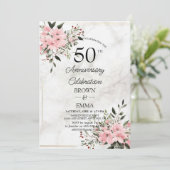 Elegant 50th Wedding Anniversary Floral Celebratio Einladung (Stehend Vorderseite)