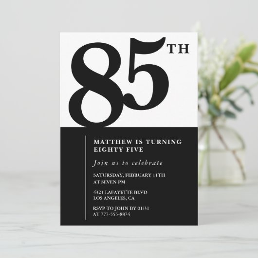 Elegant 85. Geburtstag Einladung Black Chic Modern (Stehend Vorderseite)