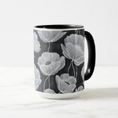 Elegant and Whimsical Poppies Tasse (VorderseiteRechts)