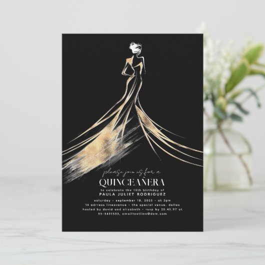 Elegant anspruchsvolle Black and Gold QUINCEAÑERA Einladung (Stehend Vorderseite)