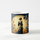 Elegant Art Deco Woman in Gold and Blue Kaffeetasse (Mittel)