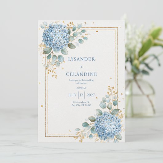 Elegant Azure Hydrangea Gold Frame Wedding Einladung (Stehend Vorderseite)