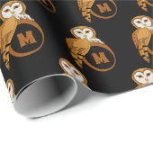 Elegant Barn Owl Monogram Geschenkpapier (Rolleneckpunkt)