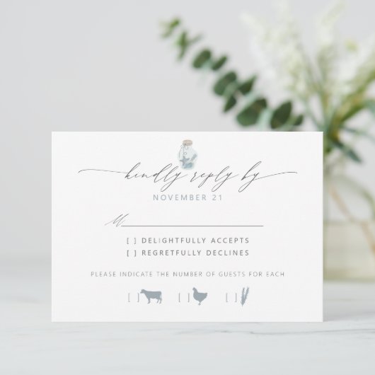 Elegant Beach Seashell Script Wedding RSVP (Stehend Vorderseite)