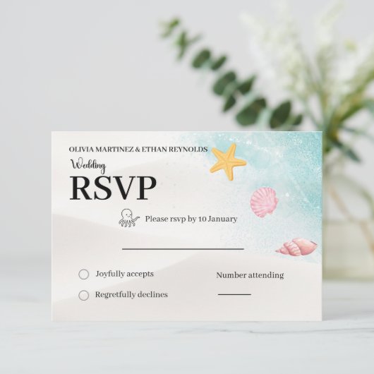 Elegant Beach Wedding RSVP Card Karte (Stehend Vorderseite)
