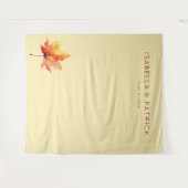 Elegant Beige Maple Leaf Wandteppich (Vorderseite (Horizontal))