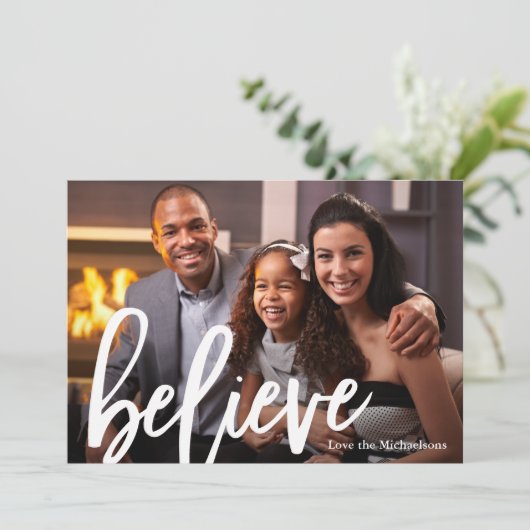 Elegant Berry Typografy Glaube Foto Weihnachten (Stehend Vorderseite)