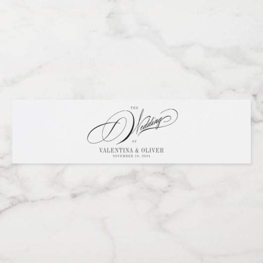 Elegant Black and White Calligraphy Wedding Wasserflaschenetikett (Einzelnes Label)