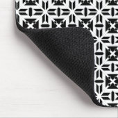 Elegant Black and White Geometric Pattern Mousepad (Ecke)