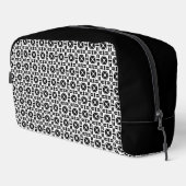 Elegant Black and White Geometric Pattern Waschbeutel (Rechte Ecke)