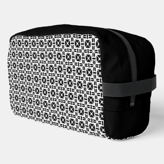 Elegant Black and White Geometric Pattern Waschbeutel (Linke Seite)