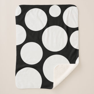 Elegant Black and White Polka Dot Blanket Sherpadecke