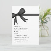 Elegant Black Bow Graduation Party Einladung (Stehend Vorderseite)