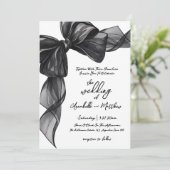 Elegant Black Bow Whimsical Wedding Einladung (Stehend Vorderseite)