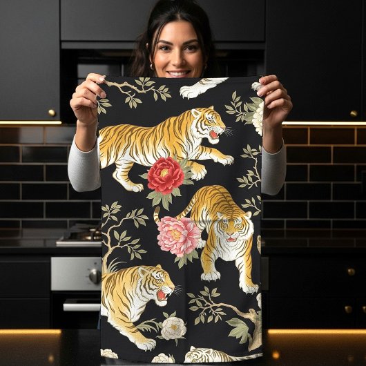 Elegant Black Chinoiserie Tiger and Peony Pattern Geschirrtuch