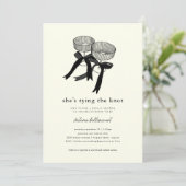 Elegant Black Coquette Bow Coupe Champagne Brille Einladung (Stehend Vorderseite)