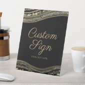 Elegant Black Gold Agate Custom Text Sockelschild (In SItu)