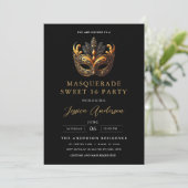 Elegant Black & Gold Masquerade Sweet Sixteen Einladung (Stehend Vorderseite)