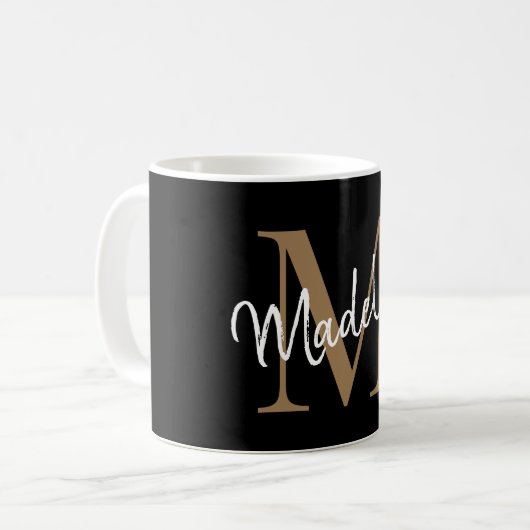 Elegant Black Gold Monogram Girly Script Stilvoll Kaffeetasse (Vorderseite Links)