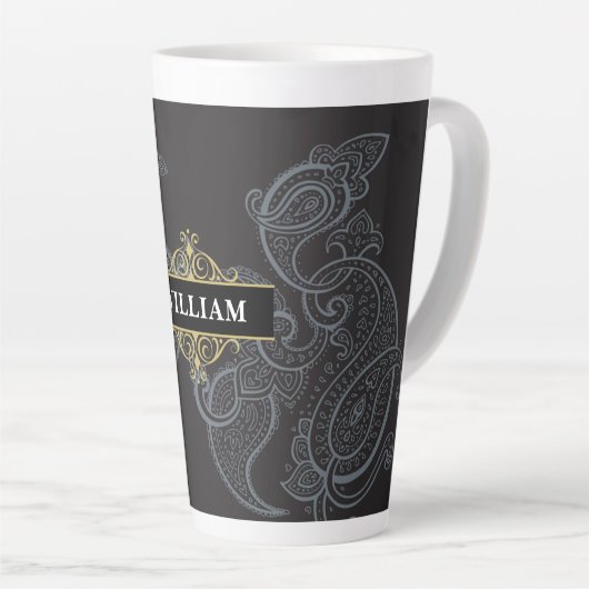 Elegant Black Gold Paisley Monogram Milchtasse (Rechte Ecke)