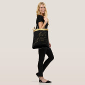Elegant Black Gold Script Mutter der Bride Tasche (Am Model)