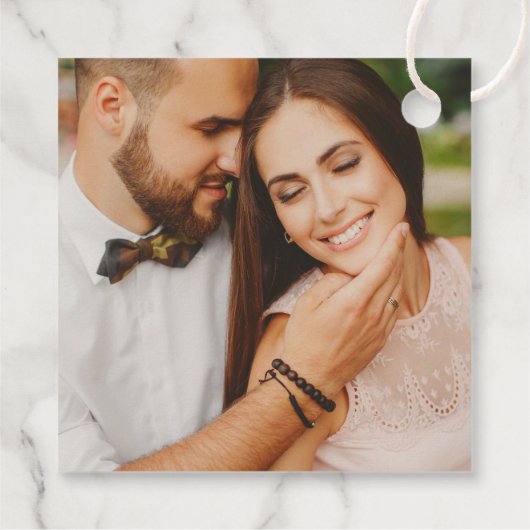 Elegant Black Mr. und Mrs. Script Custom Monogram Geschenkanhänger (Rückseite)