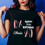 Elegant Black Pink Watercolor 70th Happy Birthday T-Shirt<br><div class="desc">Elegant Black Pink Watercolor 70. Happy Birthday Party Gast der Ehre T - Shirt. Personalisieren Sie es mit Ihrem Namen und Alter.</div>