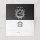 Elegant Black White Monogram Crest Vintage Wedding Platzkarte (Außenseite Aufgefaltet)