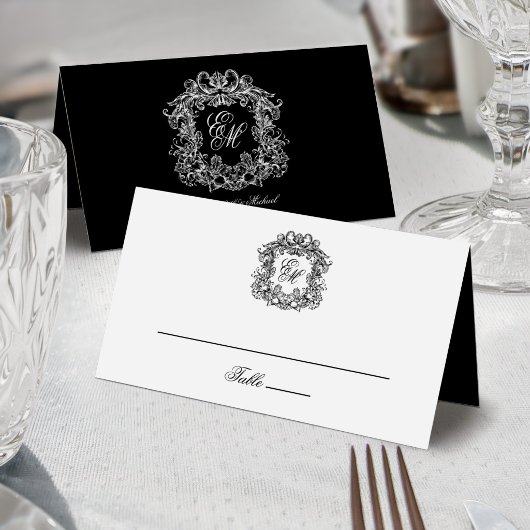 Elegant Black White Monogram Crest Vintage Wedding Platzkarte