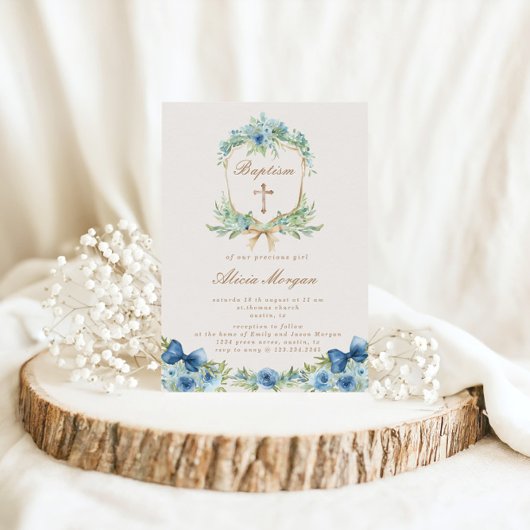 Elegant Blauer Blumenkreuz Einladung