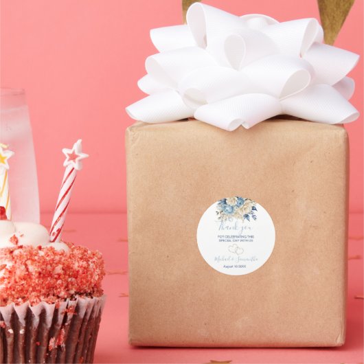 Elegant Blue and Ivory Rose Wedding Runder Aufkleber (Party)