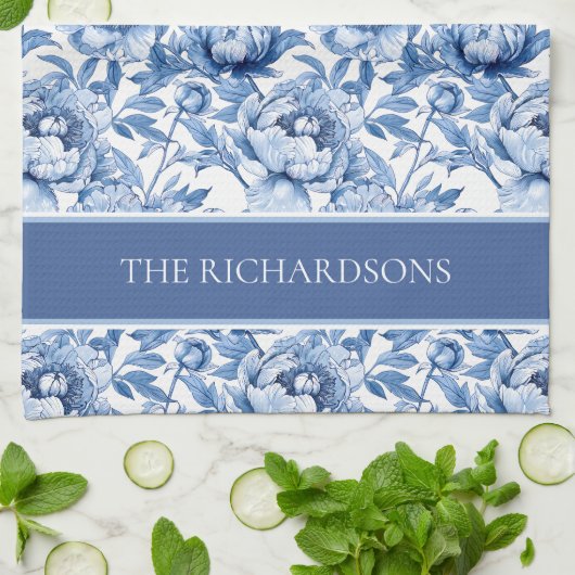 Elegant Blue and White Chinoiserie Floral Pattern Geschirrtuch (Gefaltet)