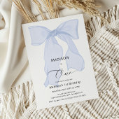 Elegant Blue Bow First Birthday Einladung