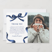 Elegant Blue Bow Graduation Photo Dankeskarte (Vorderseite)