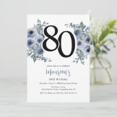 Elegant Blue Floral 80. Geburtstag Einladung (Stehend Vorderseite)