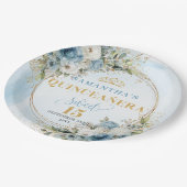 Elegant Blue Floral Gold Personalized Quinceañera Pappteller (Schrägansicht)