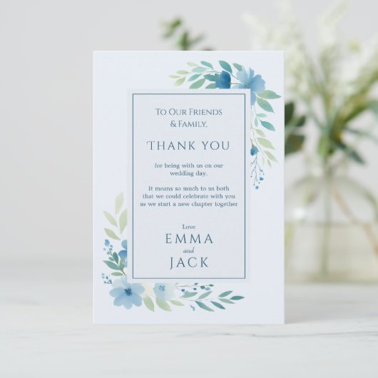 Elegant Blue Floral Wedding Danke Card (Stehend Vorderseite)