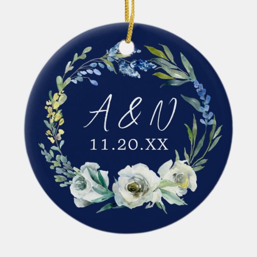 Elegant Blue Floral Wedding Monogram Christmas Keramik Ornament (Vorne)